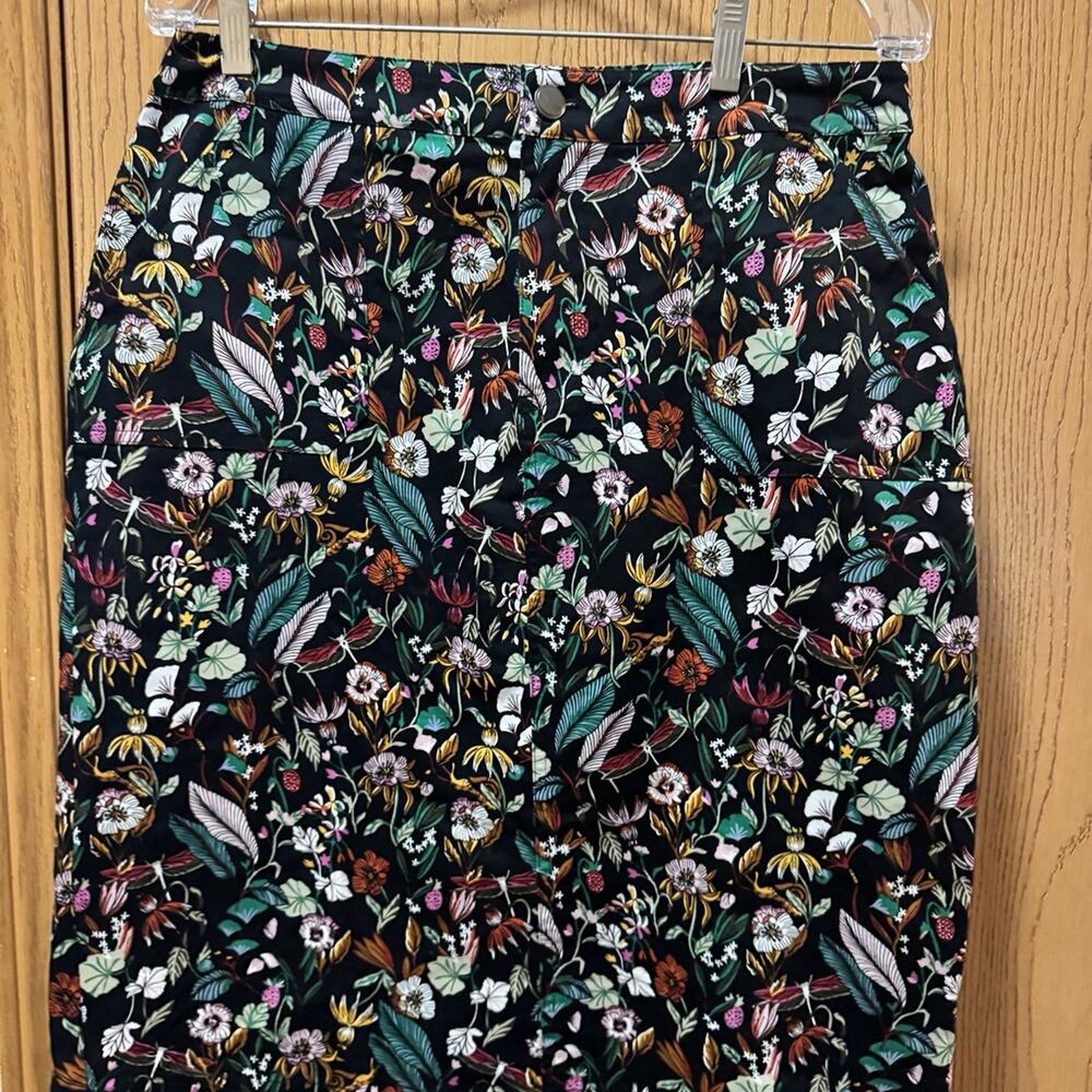 Christopher & Banks skirt size 10 NWOT
